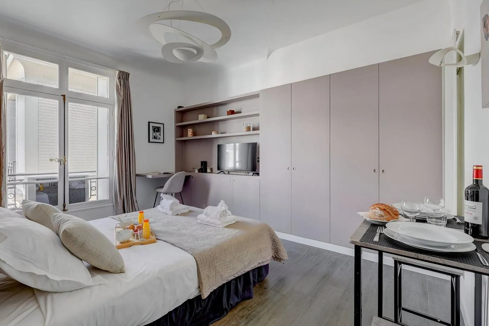 376 Crillon - Superbe A * 파리